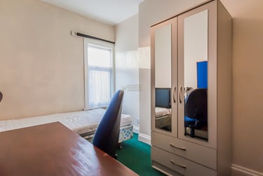 7 bed house, Warwards Lane, Selly Park, Birmingham, B297RD - Image 5