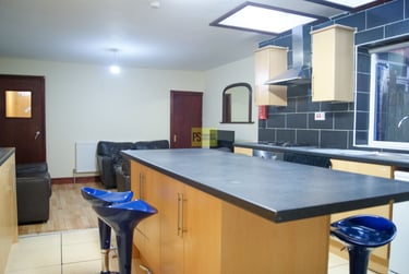 7 bed house, Umberslade Road, Selly Oak, Birmingham, B297RZ - Image 3