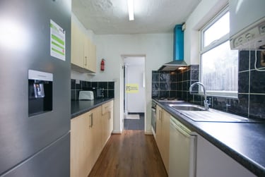 4 bed house, Warwards Lane, Selly Park, Birmingham, B297QR - Image 3