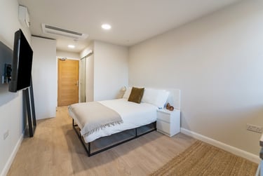 1 bed studio, Bournbrook, Selly Oak, Birmingham, B297BH - Image 2