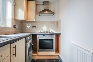 2 bed flat, Foster way, Birmingham, B57QJ - Image 1