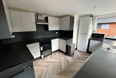 6 bed house, Oak tree lane, Selly Oak, Birmingham, B296HY - Image 1