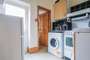 1 bed studio, Bournbrook Road, Selly Oak, Birmingham, B297BU - Image 1