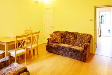 1 bed house, Croydon Road, Selly Oak, Birmingham, B297BP - Image 2