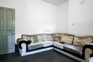 1 bed house, Hazellwell Street, Stirchley, Birmingham, B302JX - Image 2