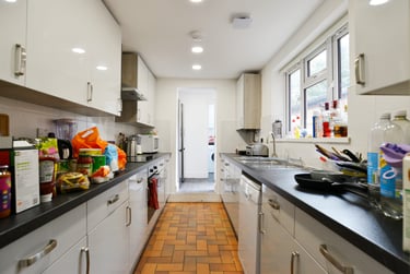 1 bed house, Hubert Road, Selly Oak, Birmingham, B296ER - Image 2