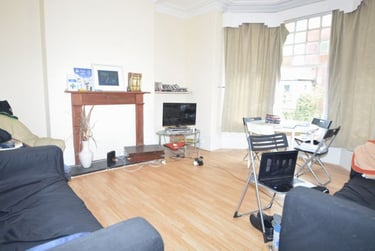 6 bed house, St. Michaels Terrace, Headingley, Leeds, LS63BQ - Image 10