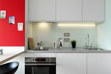 Beaumont Ensuite - Accessible at Student Castle Cambridge, 1 Milton Road, City Centre, Cambridge, CB41UY - Image 3