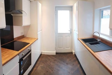 3 bed house, Folkestone Street, Newland, Hull, HU51BH - Image 1