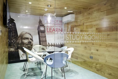 Smart Apartment at Iconinc, The Edge, Westfield Road, Burley, Leeds, LS31DH - Image 14