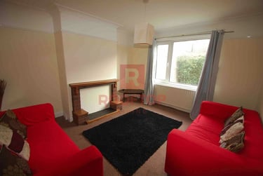 3 bed house, Estcourt Terrace, Headingley, Leeds, LS63EY - Image 1