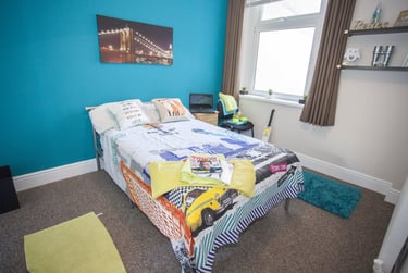 5 bed house, Rhondda Street, Mount Pleasant, Mount Pleasant, Swansea, SA16ER - Image 4