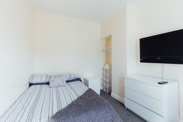 2 bed house, Blaydes Street, Newland, Hull, HU67RE - Image 6