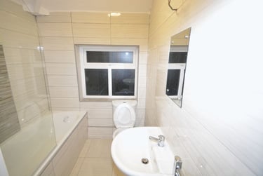 3 bed house, Brudenell Road, Burley, Leeds, LS61LS - Image 1