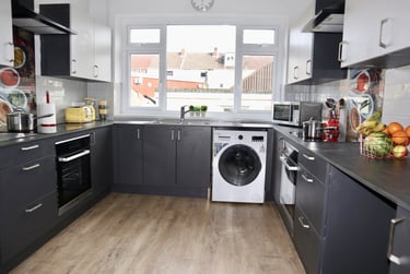 6 bed house, King Edwards Road, Brynmill, Brynmill, Swansea, SA14LL - Image 5