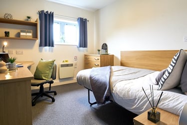 Classic Ensuite at Barker House, Shield Street, Shieldfield, Newcastle, NE21XR - Image 1