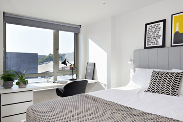 Horn Ensuite - Image 1