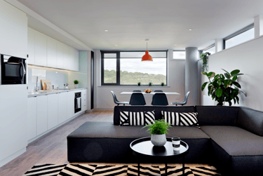 Horn Ensuite - Image 3