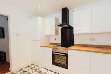 5 bed house, Lambert Street, Newland, Hull, HU52SH - Image 1