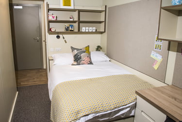 Bronze En-suite at LIV Student Sheffield, 131 Ecclesall Road, City Centre, Sheffield, S118HY - Image 2