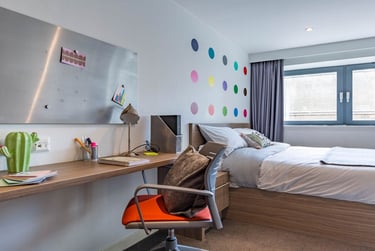 Large Studio at Gallery Apartments, 2 Port Dundas Place, City Centre, Glasgow, G23LD - Image 2