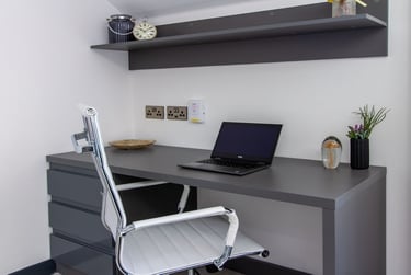 Premium Mezzanine Studio at The Residence, St Columbas Close, City Centre, Coventry, CV14BX - Image 7