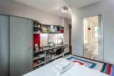 Gold En-suite Serviced Apartment at Study Inn Lemyngton Street, 2 Lemyngton Street, Charnwood, Loughborough, LE111UH - Image 2