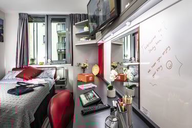 Diamond Studio at Study Inn Lemyngton Street, 2 Lemyngton Street, Charnwood, Loughborough, LE111UH - Image 3