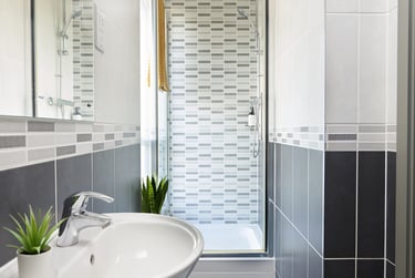 Goddard Apartment (2 bed) at Student Castle, 20 St Mark Street, City Centre, Lincoln, LN57BA - Image 4