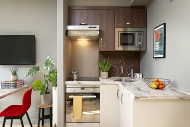 Goddard Apartment (2 bed) at Student Castle, 20 St Mark Street, City Centre, Lincoln, LN57BA - Image 2