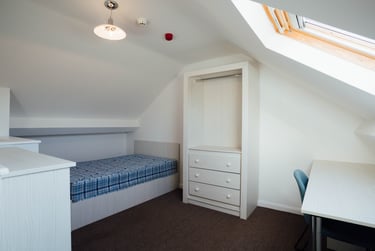 5 bed house, William Street, City Centre, Loughborough, LE113BX - Image 3