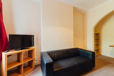 5 bed house, Storer Road, City Centre, Loughborough, LE115EQ - Image 6