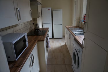 4 bed house, Storer Road, City Centre, Loughborough, LE115EH - Image 4