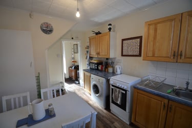 2 bed house, Manor Avenue, Headingley, Leeds, LS61BY - Image 3