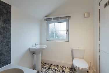 4 bed house, Oxford Street, City Centre, Loughborough, LE115DR - Image 11