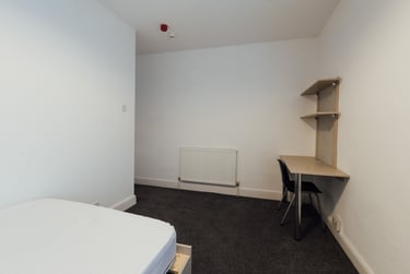 4 bed house, Oxford Street, City Centre, Loughborough, LE115DR - Image 7