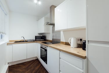 4 bed house, Oxford Street, City Centre, Loughborough, LE115DR - Image 4