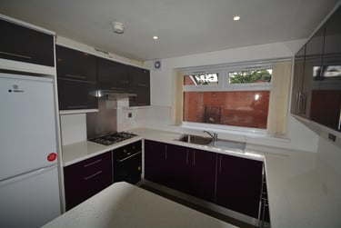 3 bed house, Woodsley Road, Hyde Park, Leeds, LS61SB - Image 8