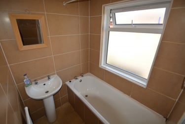 3 bed house, Ash Gardens, Headingley, Leeds, LS63LD - Image 5