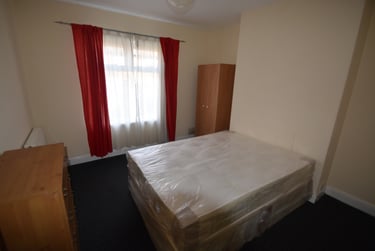 3 bed house, Ash Gardens, Headingley, Leeds, LS63LD - Image 9