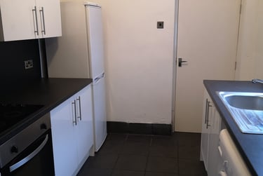 4 bed house, Newland Avenue, Newland, Hull, HU52NE - Image 1