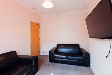 2 bed house, Ryde Street, Newland, Hull, HU51PB - Image 3