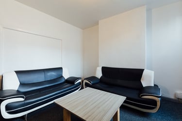 6 bed house, Marshall Street, Newland, Hull, HU53DA - Image 9