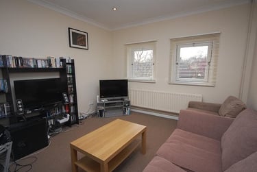 2 bed house, Old Ashby Road, City Centre, Loughborough, LE114PQ - Image 2