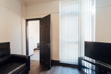 5 bed house, Herrick Road, Shelthorpe, Loughborough, LE112BU - Image 4