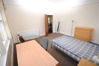 2 bed house, Herrick Road, Shelthorpe, Loughborough, LE112BT - Image 4