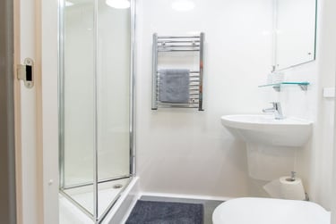 Classic Studio at Duresme Court, Newcastle Road, Nevilles Cross, City Centre, Durham, DH14FA - Image 3