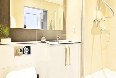 Large Classic Studio - Image 3