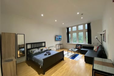 1 bed house, Chapeltown Road, Woodhouse, Leeds, LS73HY - Image 1