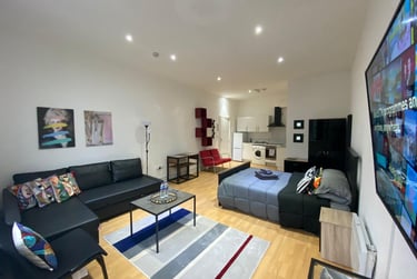 1 bed house, Chapeltown Road, Woodhouse, Leeds, LS73HY - Image 2